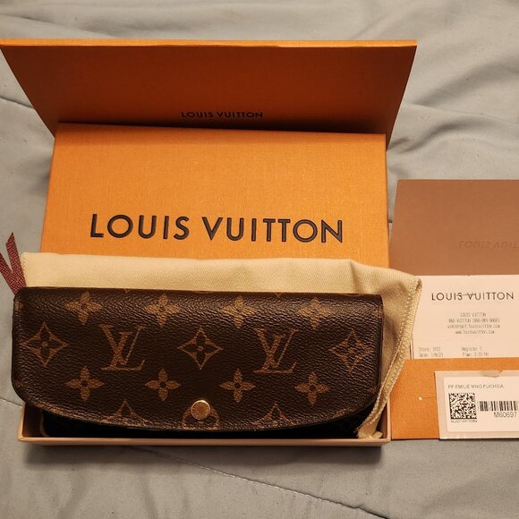 LV wallet - Picture 1 of 5